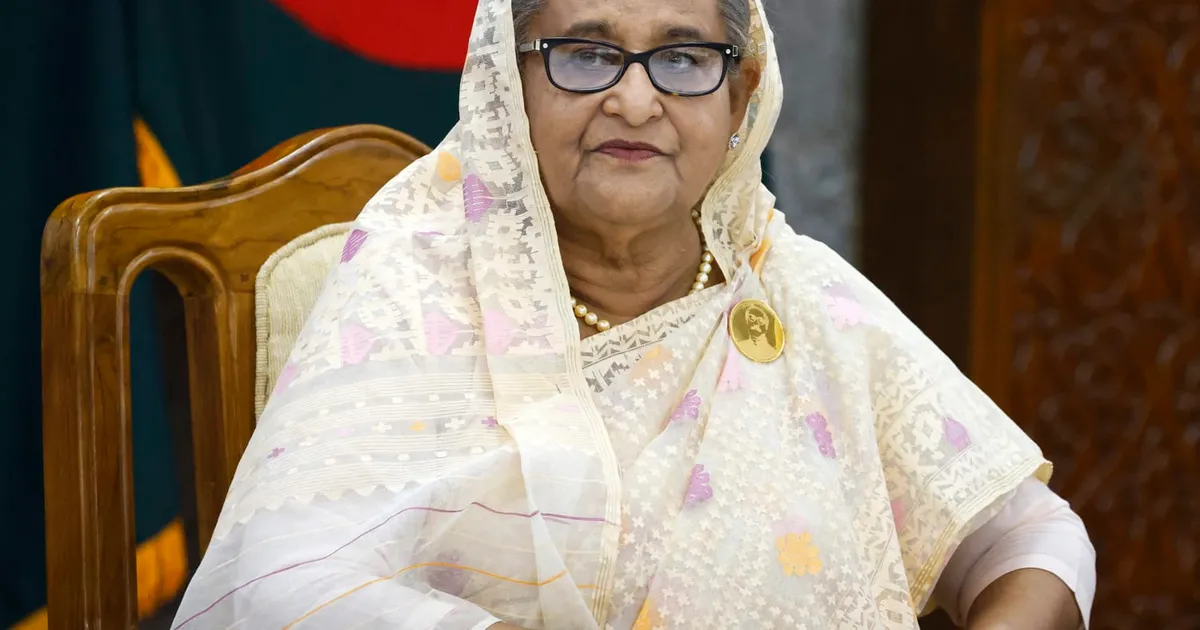 Bangladesh: Sheikh Hasina diz que a sua sentença de morte tem “motivações políticas”