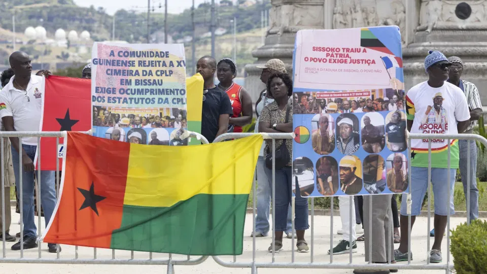 Guineenses pedem intervenção de Portugal para libertar Simões Pereira