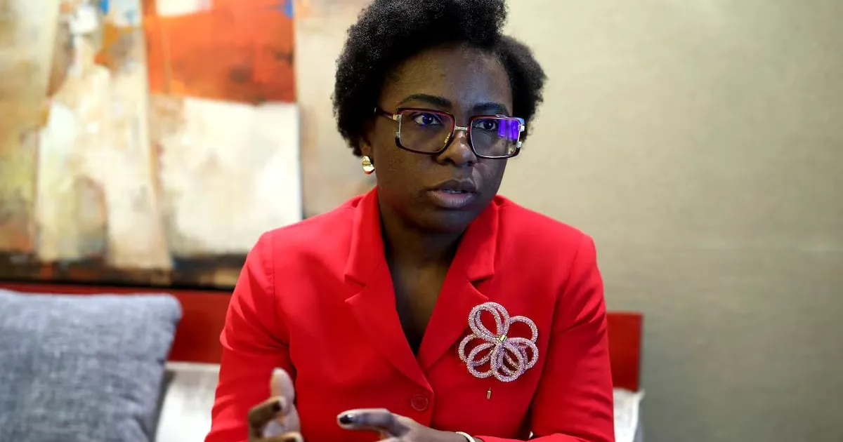 Ministra Vera Daves aponta elevado endividamento como barreira do desenvolvimento de África