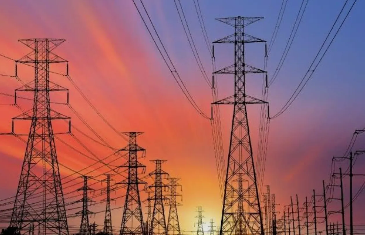 Governo autoriza concurso internacional para linha eléctrica entre RDC e Cabinda