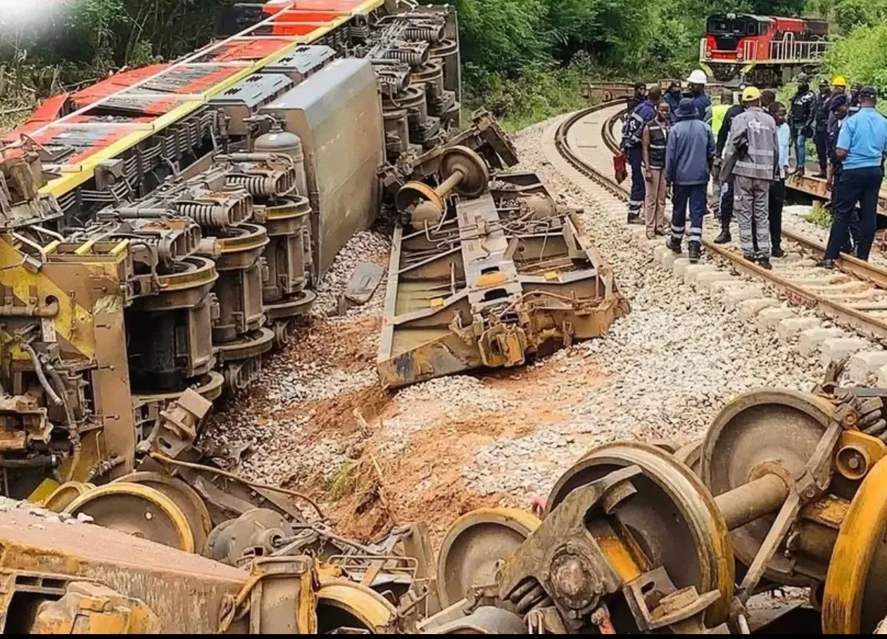 Descarrilamento de comboio de carga interrompe circulação no troço Lubango–Namibe
