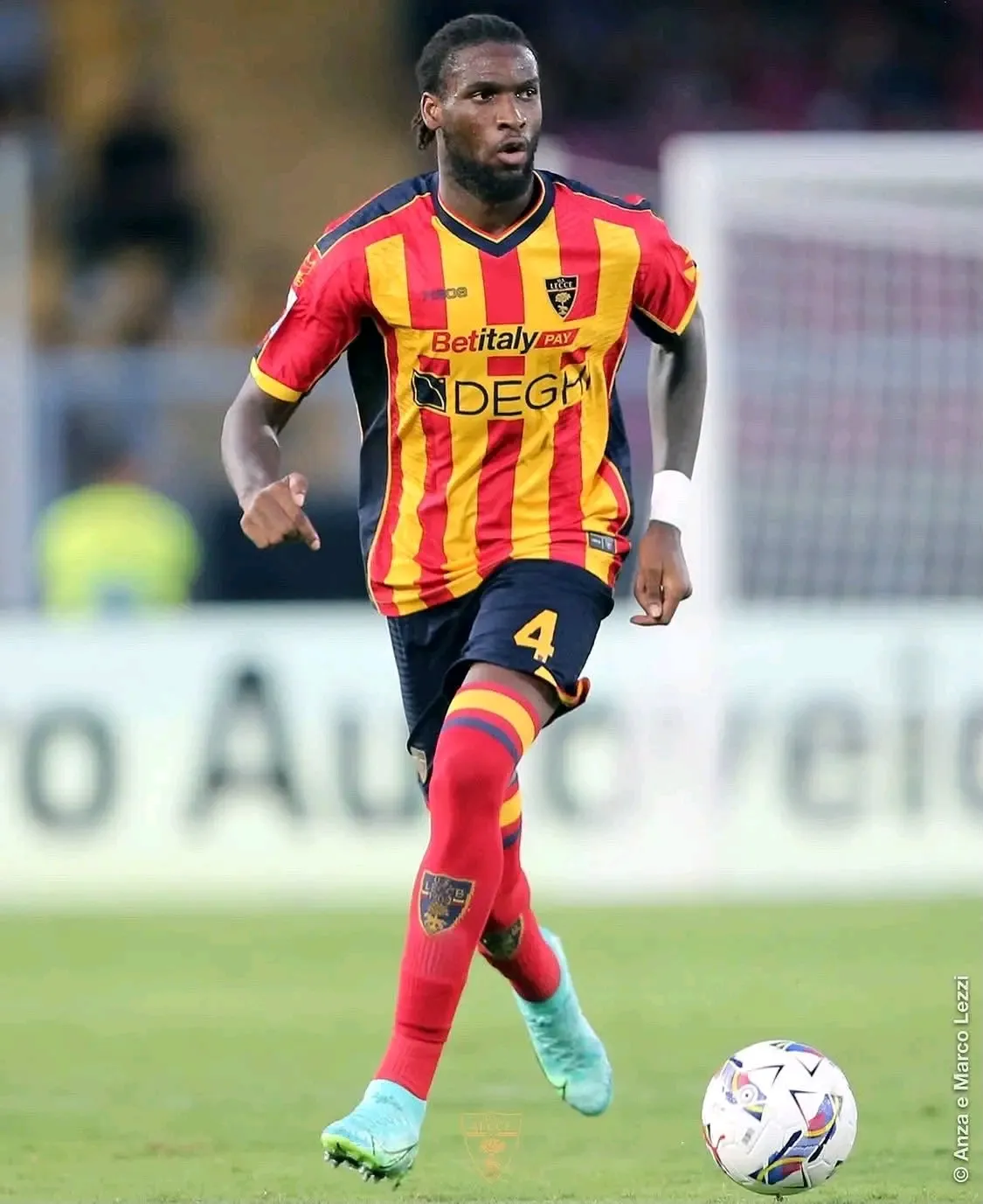 Internacional angolano Kialonda Gaspar brilha na vitória do Lecce no campeonato italiano