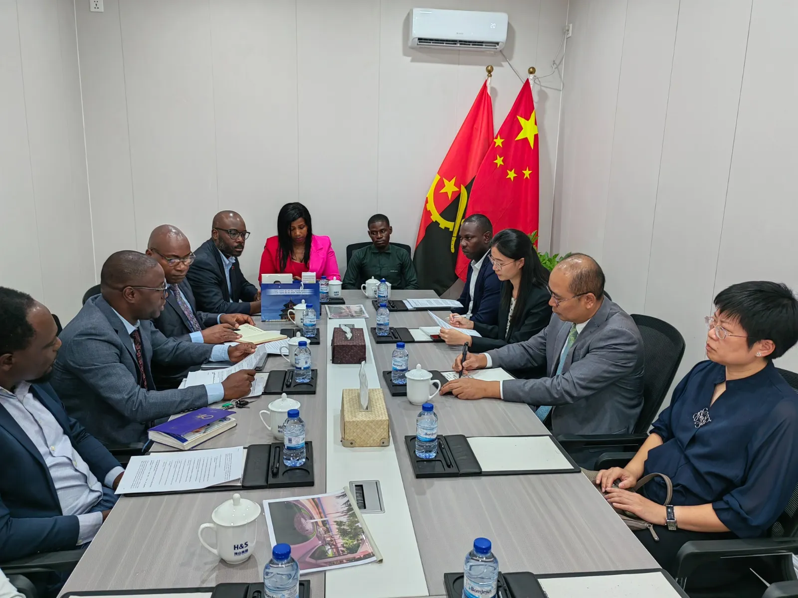 Angola prepara fórum académico sobre cooperação estratégica com a China