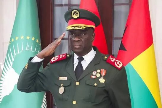 Guiné-Bissau: Presidente de transição marca novas eleições para 6 de dezembro