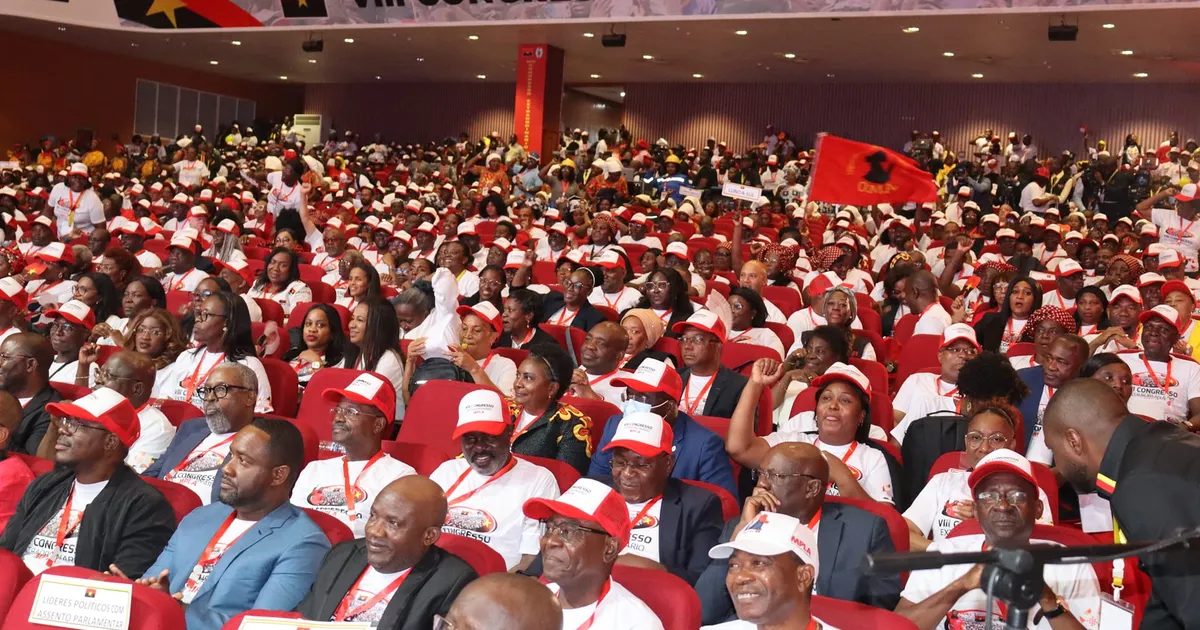 Encontro do MPLA visa aprimorar relação do partido com a população, diz especialista