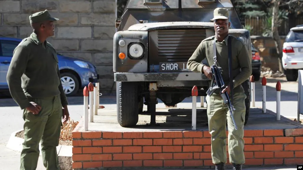Exército sul-africano prepara intervenção para combate ao crime organizado