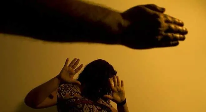 Combate à violência doméstica exige mais do que agravamento de penas, defende jurista