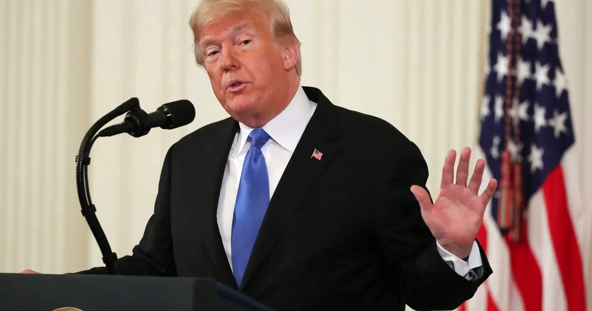 Trum afirma destruição completa de instalações de enriquecimento de urânio do Irão