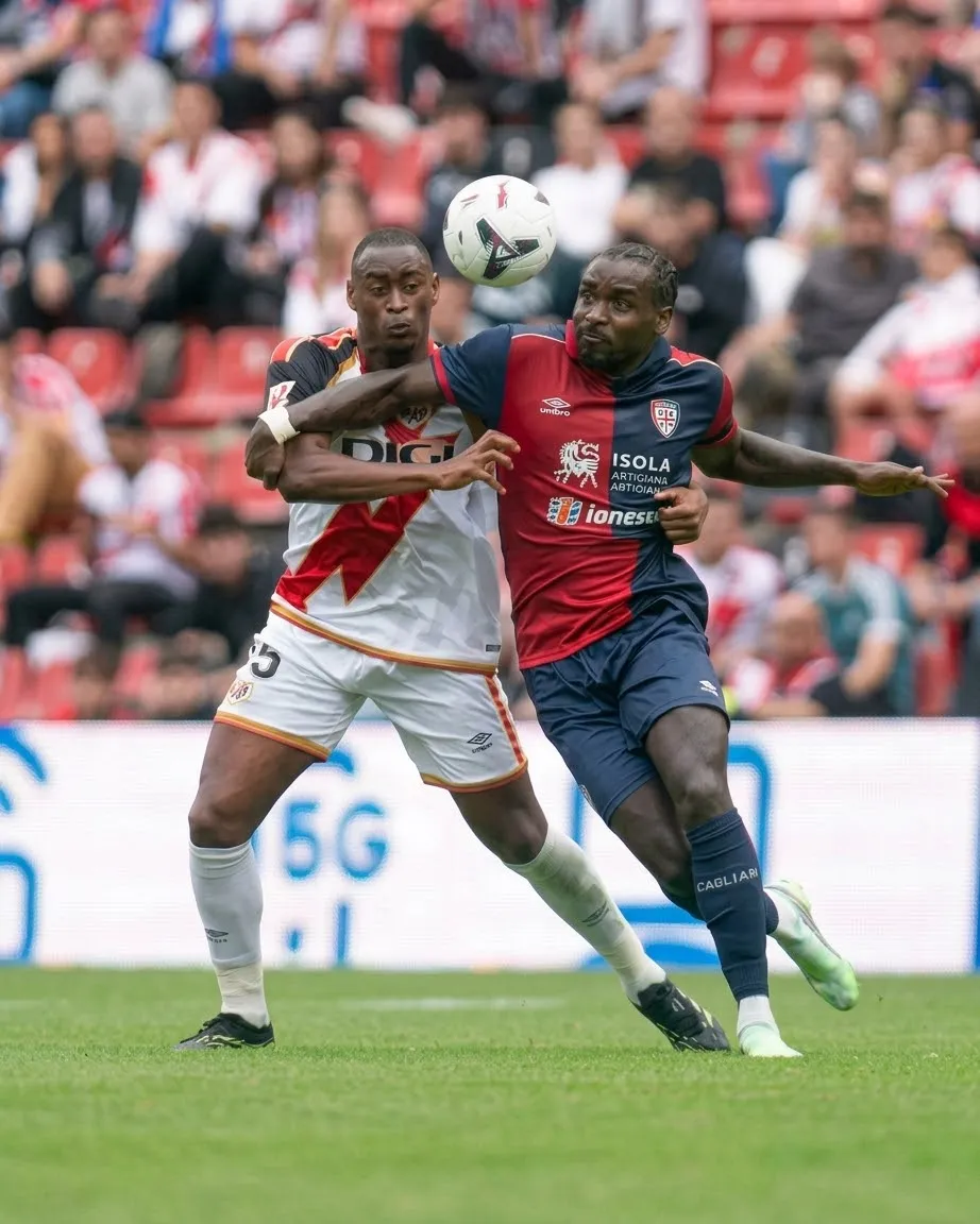 Internacional angolano Nzola marca no primeiro jogo pelo Cagliari
