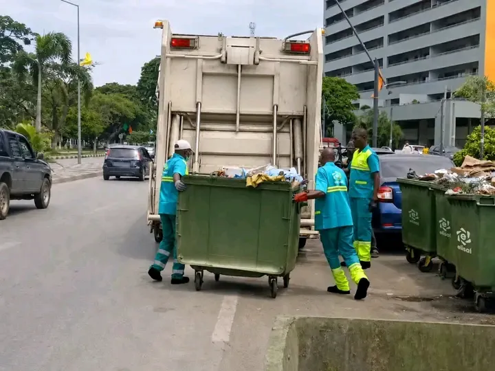 Greve na ELISAL causa prejuízo de 700 milhões de kwanzas em 5 dias de paralização