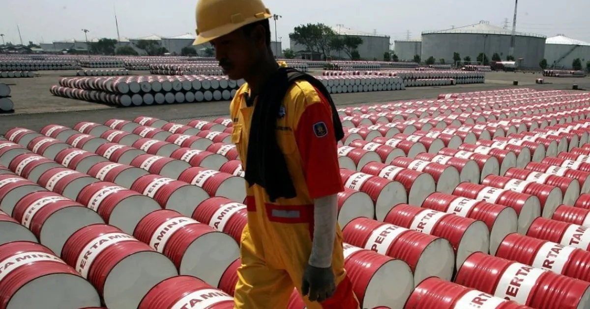 Economista antevê “forte impacto” no preço do petróleo com acordo EUA-Venezuela