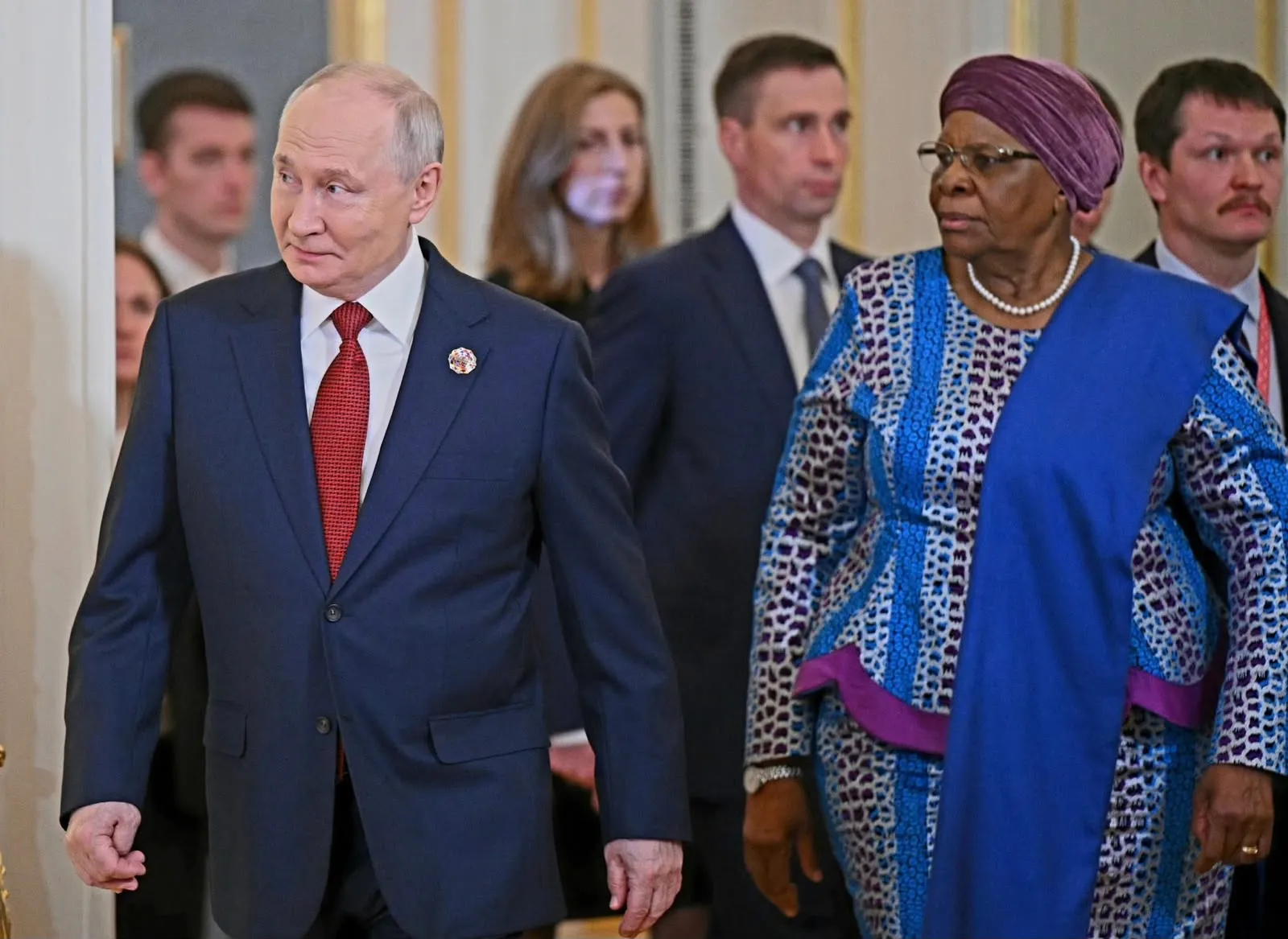 Putin felicita Presidente da Namíbia pelo aniversário