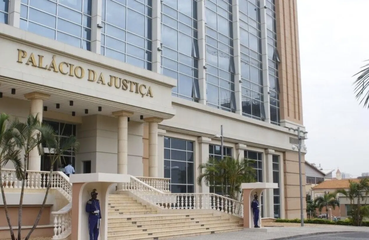 Ministério da Justiça demite funcionários por fraude e corrupção