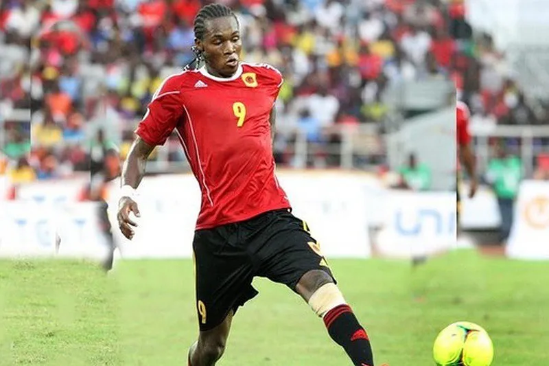 Manucho Gonçalves entre lendas presentes no sorteio da liga dos Campeões de África