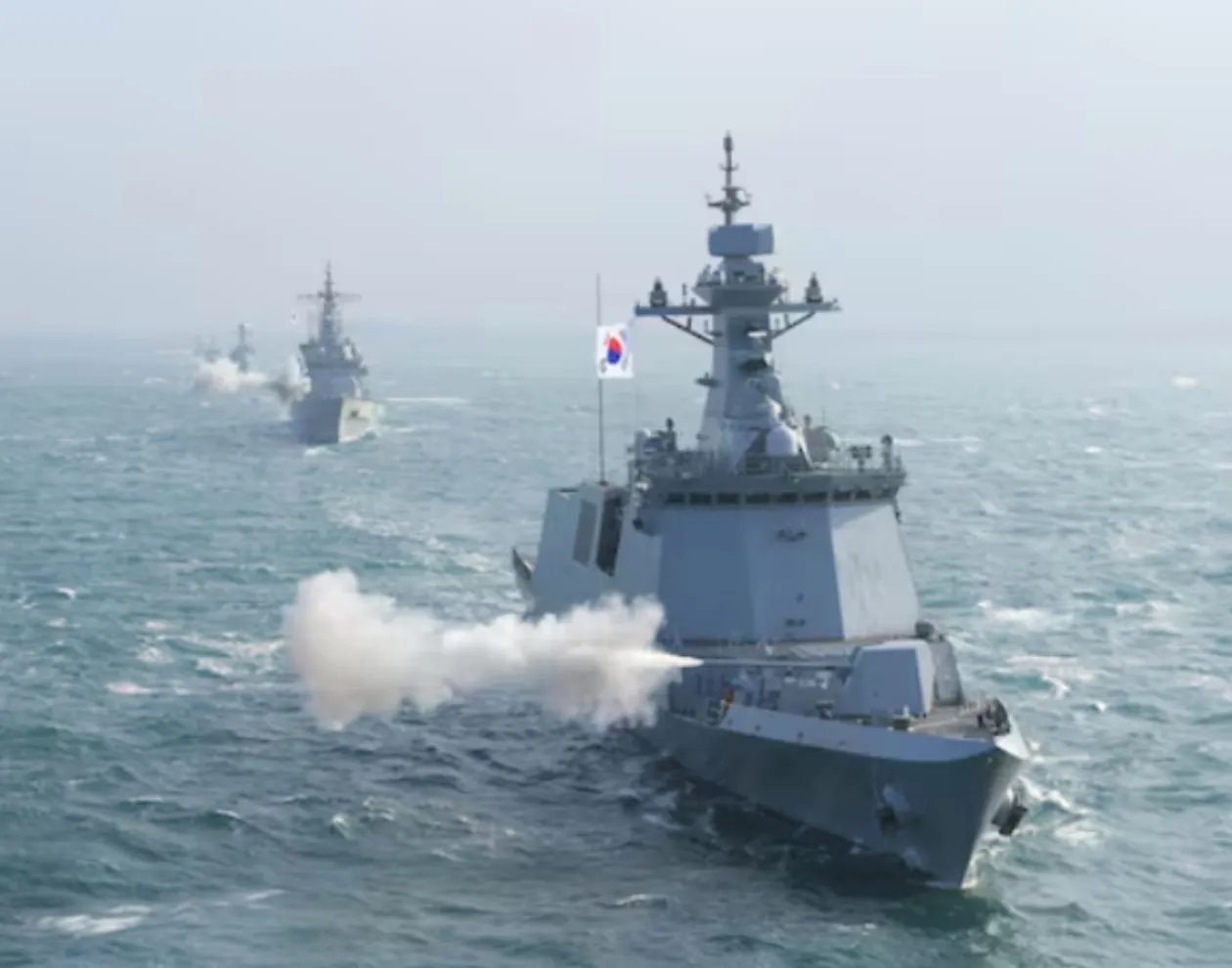 Coreia do Sul pede ajuda à Coreia do Norte para encontrar marinheiro desaparecido junto à fronteira