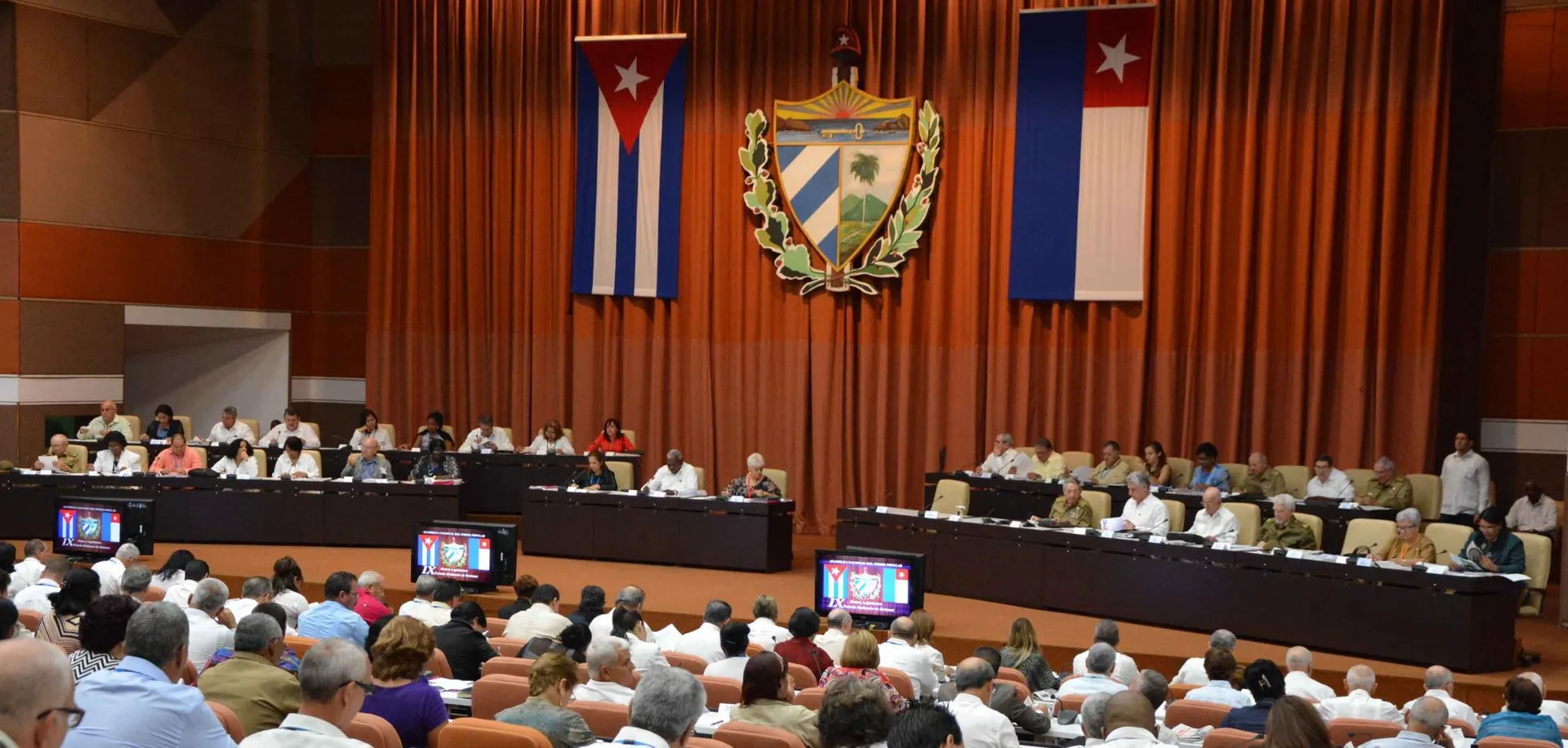 Estados Unidos aplicam novas sanções contra elites financeiras e familiares de Raúl Castro em Cuba