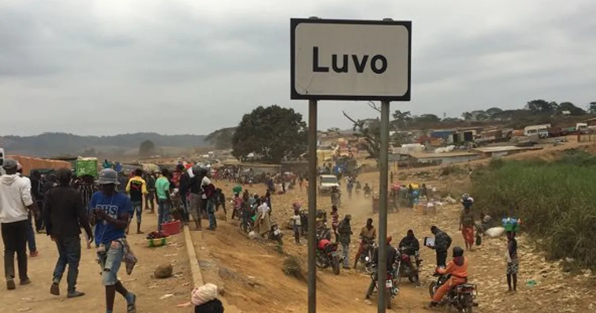 Polícia no Luvo apreende mais de 60 toneladas de produtos que seguiam para RDC
