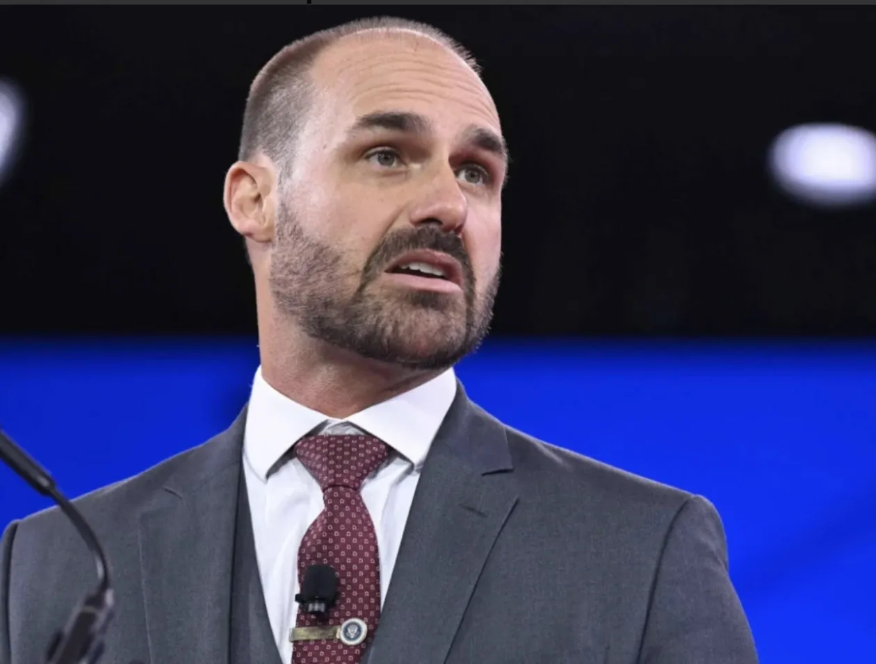Eduardo Bolsonaro é condenado pelo STF por tentativa de interferência na Justiça brasileira