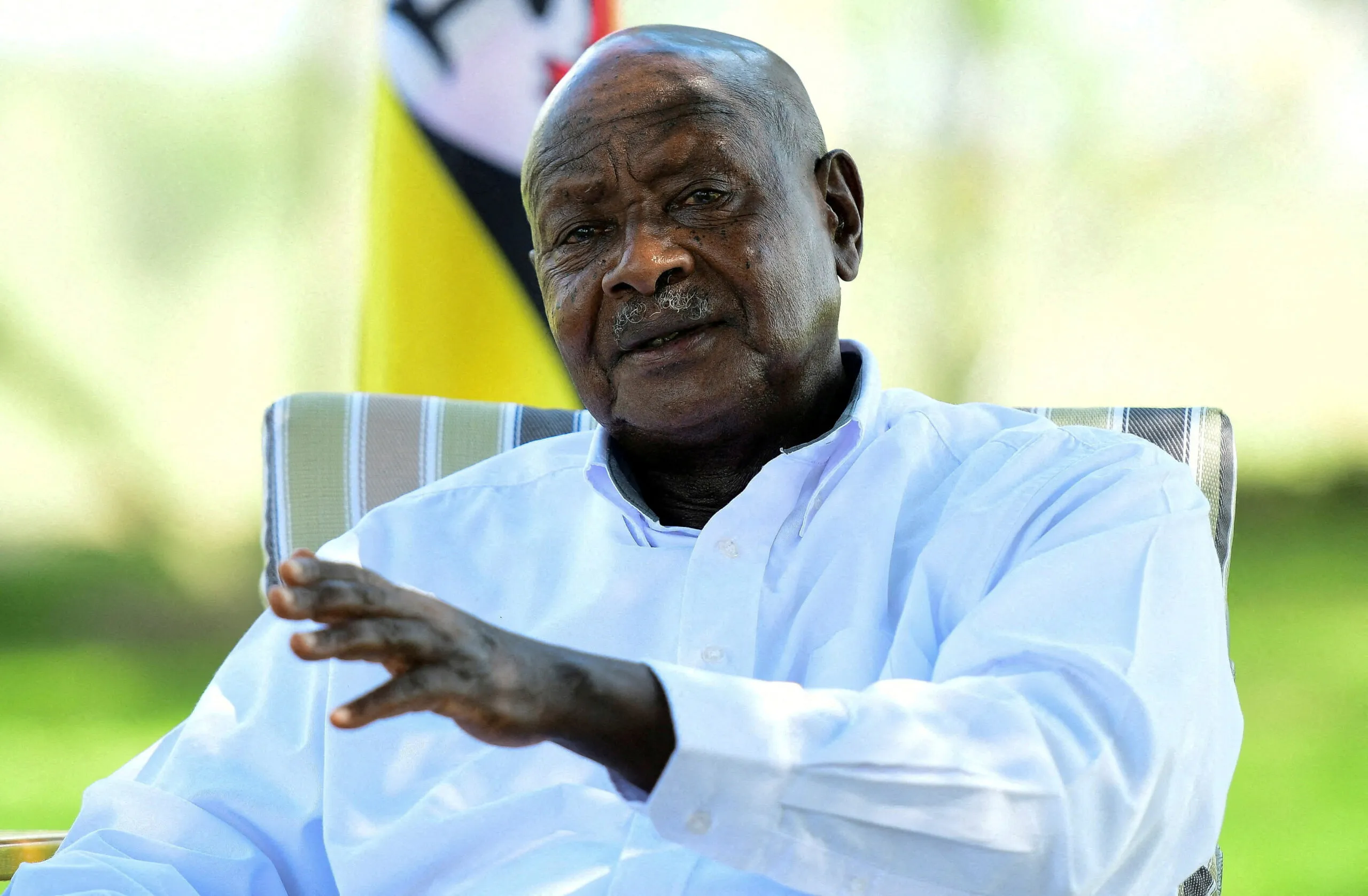 João Lourenço felicita homólogo ugandês e defende aprofundamento da cooperação bilateral