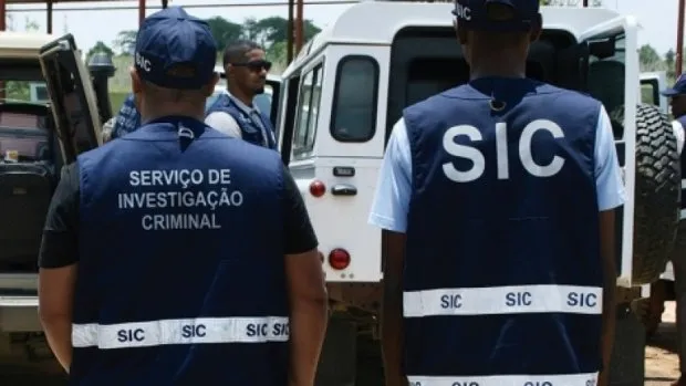 Homem acusado de cobrar até 795 mil kwanzas por falsas vagas e casas detido no Cuanza-Sul