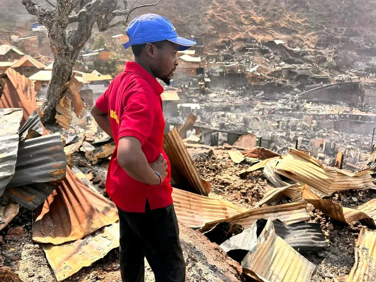 Tragédia na RD Congo: Incêndio em escolas provoca a morte de pelo menos 24 crianças em Bukavu