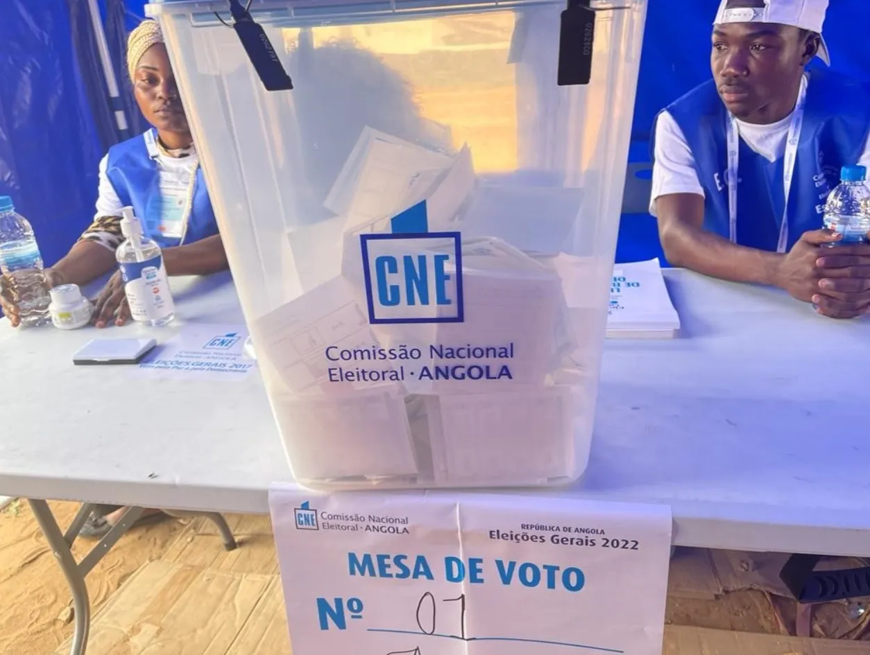 Especialista defende publicação dos resultados nas mesas de voto como garantia adicional de transparência