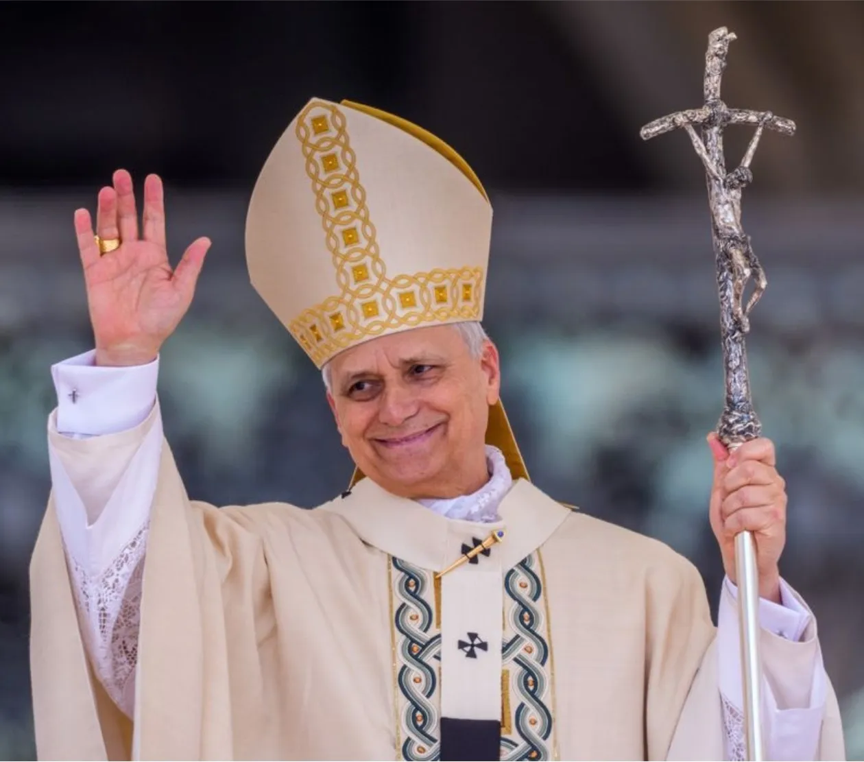Papa destaca pobreza e má gestão na visita aos Camarões