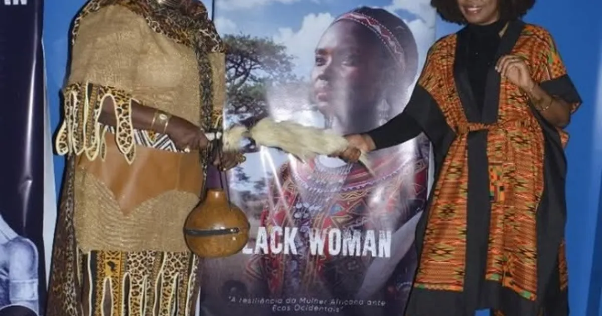 “Se a mulher africana for educada, toda sociedade também será”