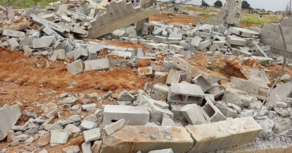 Intervenção emergencial leva demolição de 182 residências em Luanda