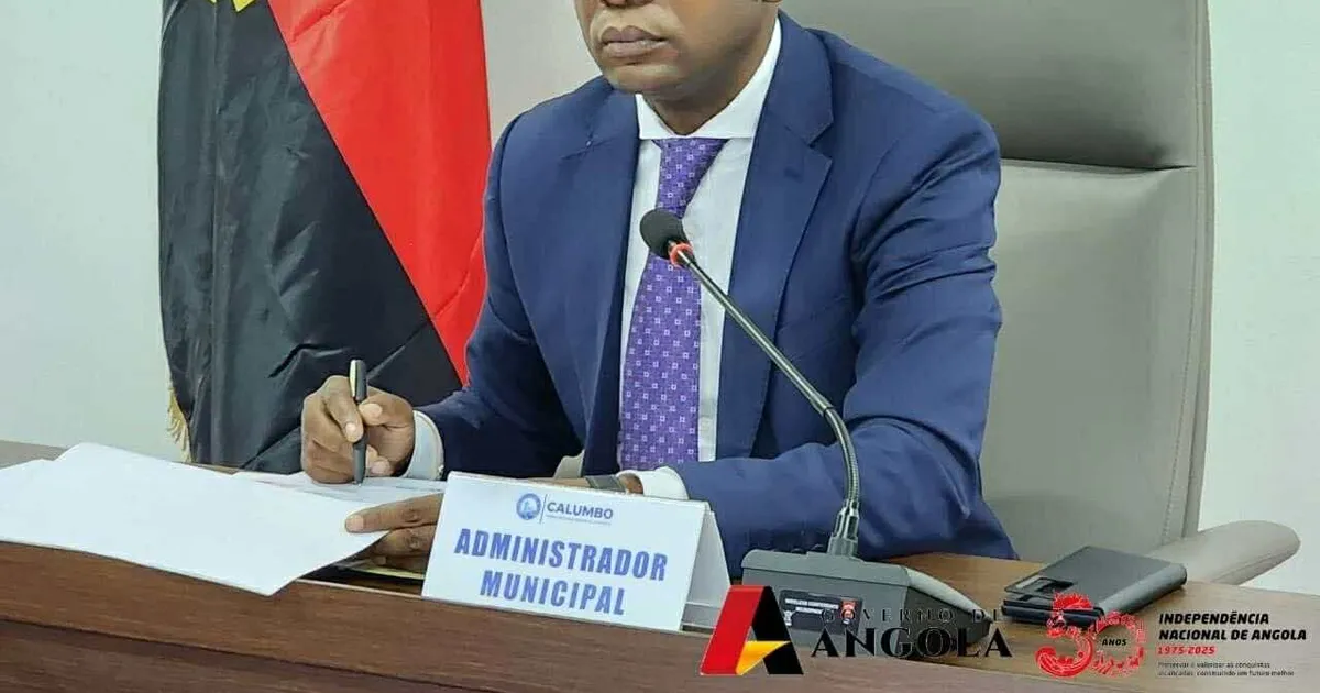 Exonerado Administrador Municpal de Calumbo