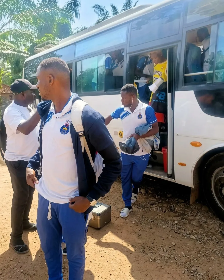 Avaria no autocarro do FC Cabinda força adiamento de jogo do Girabola