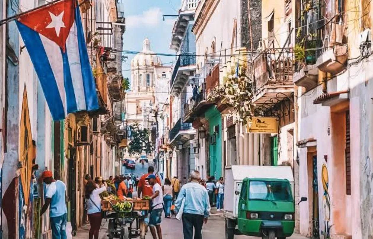 Cuba vai cortar 92 mil vagas no Estado para reduzir a máquina pública