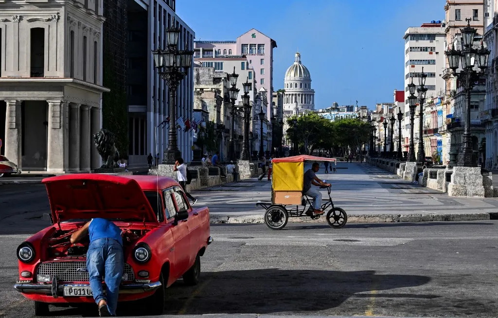 EUA pressionam Cuba há décadas com objectivo de desgaste político, diz analista