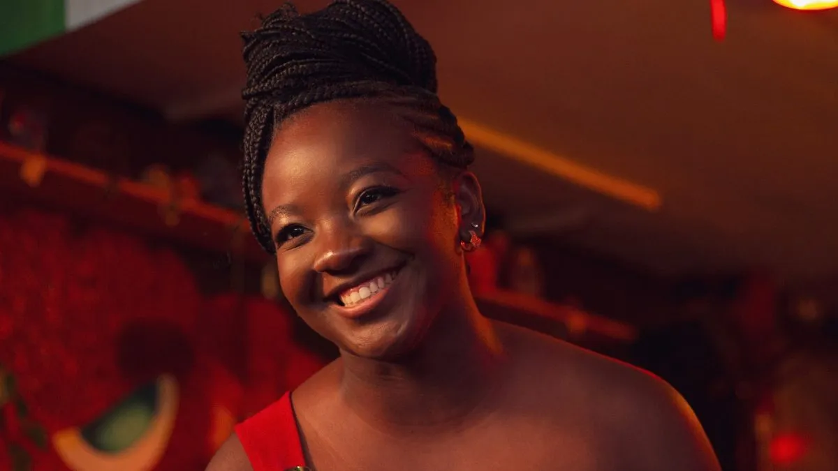Brasil: Jovem de 21 anos é eleita a deputada federal mais jovem do país com votação histórica