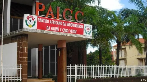 PAIGC contesta ocupação da sede nacional em Bissau e ameaça recorrer aos meios legais