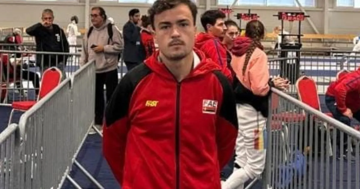 Luís Macedo entre os 16 melhores na prova internacional de esgrima em Samorin