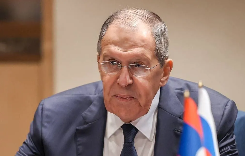 Lavrov acusa Ocidente de usar “corpos” ucranianos na guerra contra a Rússia
