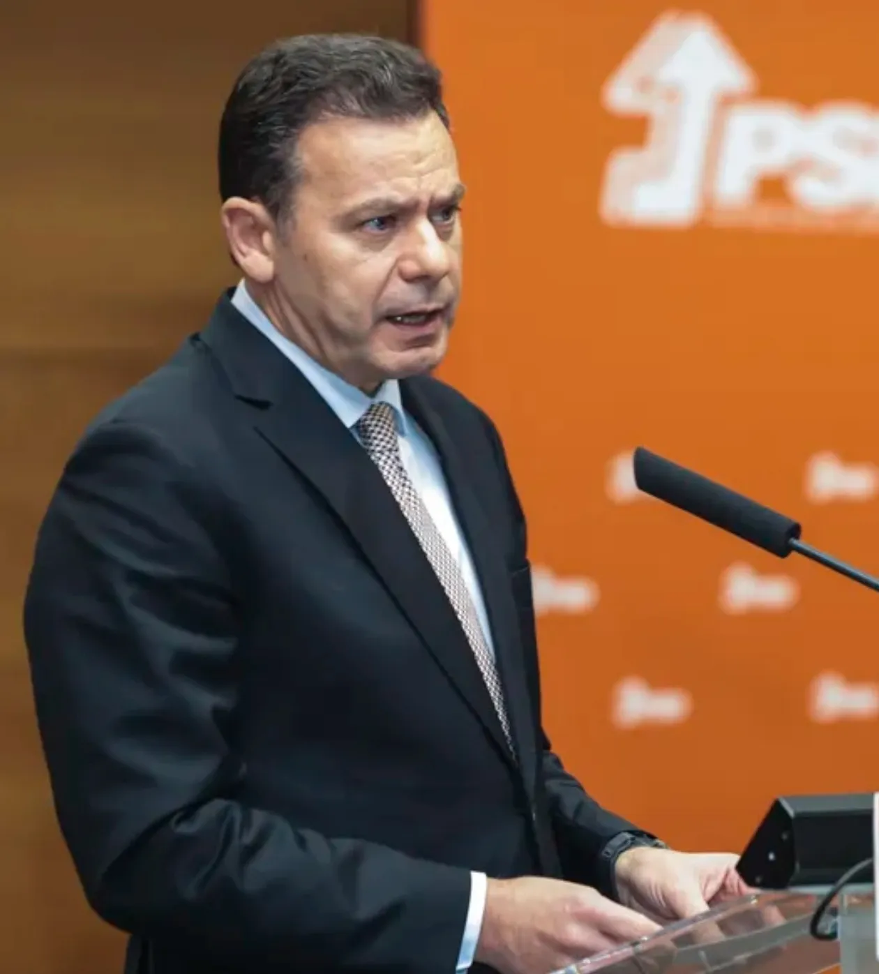 Portugal privilegia diplomacia, mas mantém apoio estratégico aos EUA e Espanha