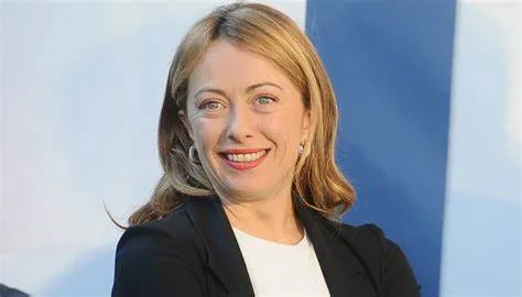 Primeira-ministra italiana regista a sua voz como marca para combater falsificações feitas com IA