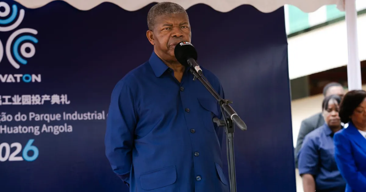 Complexo Industrial do Bengo inaugurado pelo PR vai produzir mais de 120 mil toneladas de alumínio por ano.