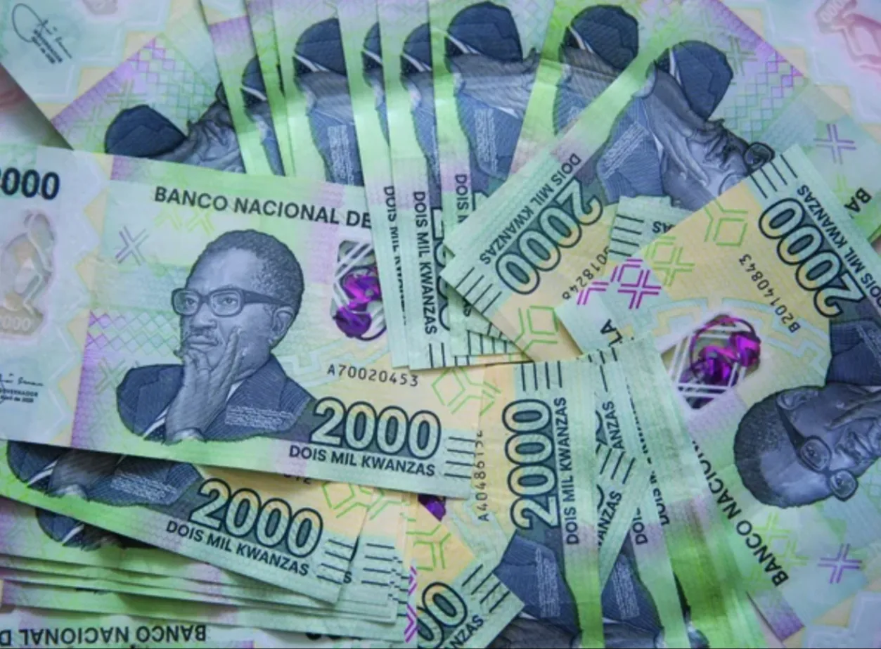 Circulação de notas e moedas cresce mais de 17% no país