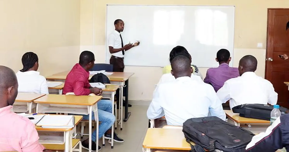 Associações de estudantes reúnem para debater alteração do valor das propinas