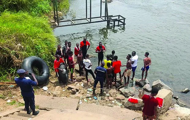 Encontrado cadáver a flutuar no rio Luvo no Zaire