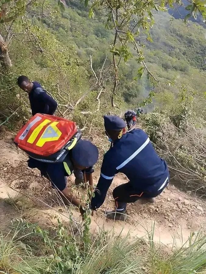 Motorista de camião morre após cair em precipício na Serra da Leba