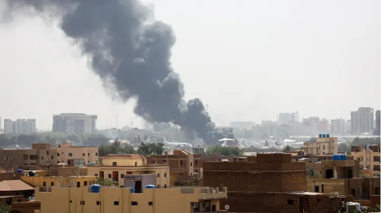 Ataque com drone ao mercado sudanês mata 28 pessoas