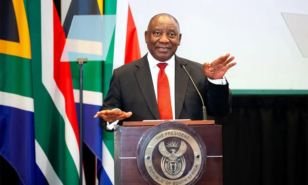 África do Sul: Presidente reconhece falhas nos serviços públicos e convoca eleições autárquicas
