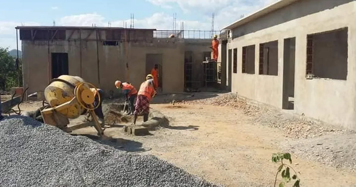 UNITA denuncia abandono de obra orçada em mais de 200 milhões de kwanzas em Luanda