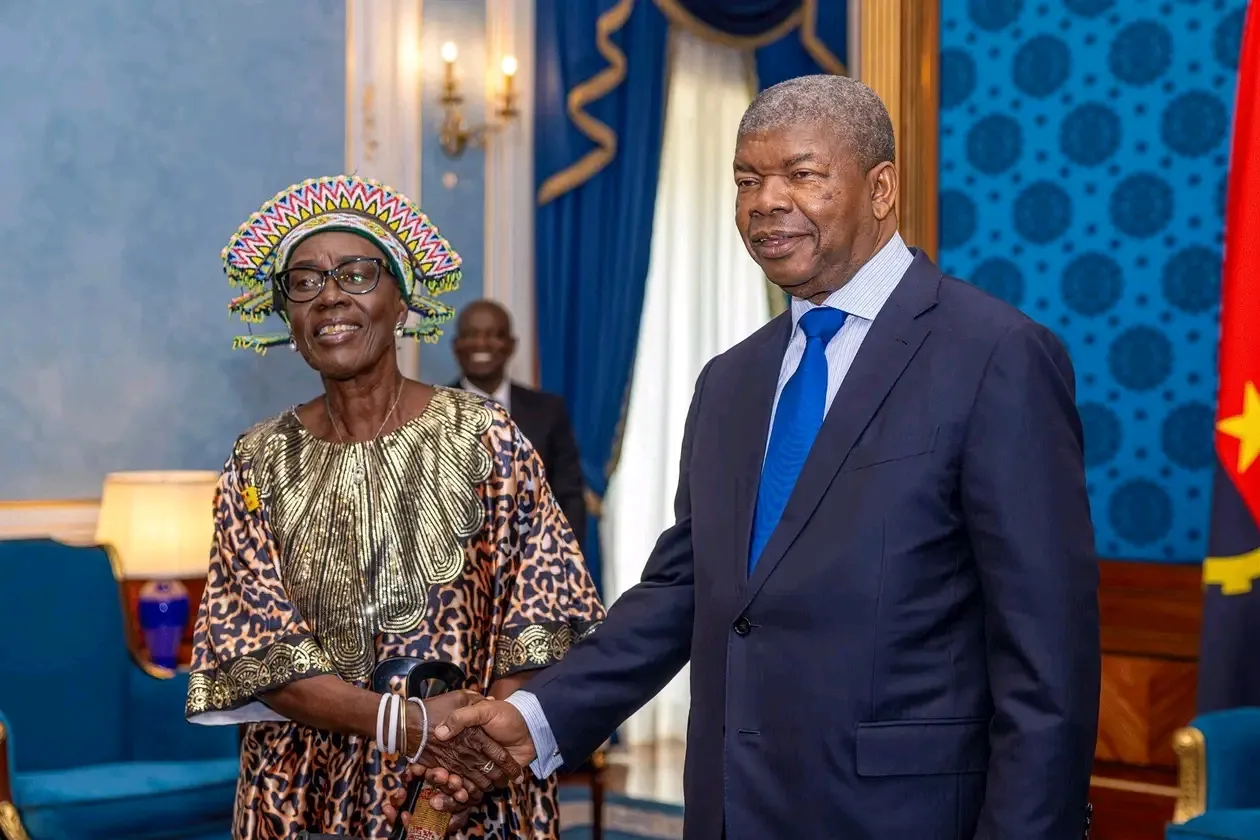 Desenvolvimento social e agricultura marcam audiência entre Presidente e Rainha Nhakatolo Tisengo