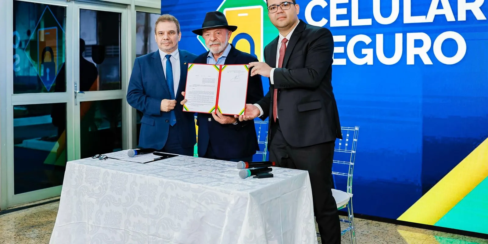 Brasil lança plataforma nacional para combater roubo e venda ilegal de telemóveis