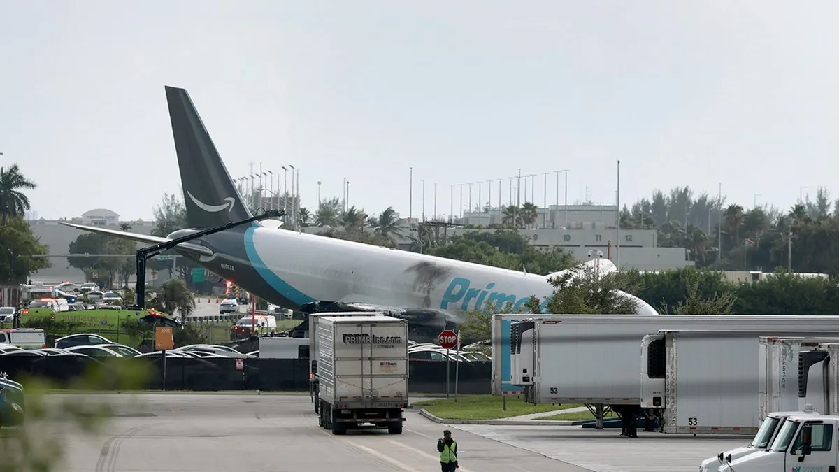 Identificadas as cinco vítimas mortais do acidente com avião de carga da Amazon em Miami